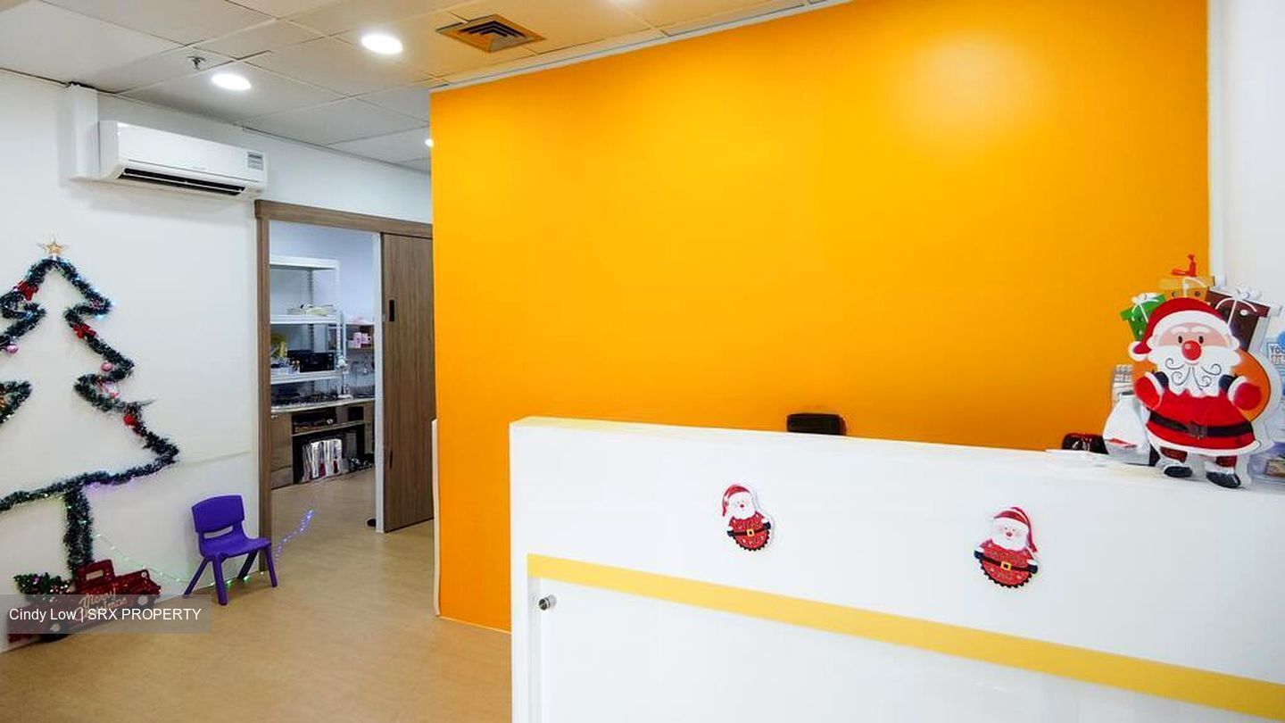 Parkway Centre (D15), Office #525450621